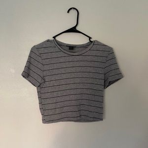 Hi! Today I am seeing a comfy tee with strips! Perf for girls and tweens!